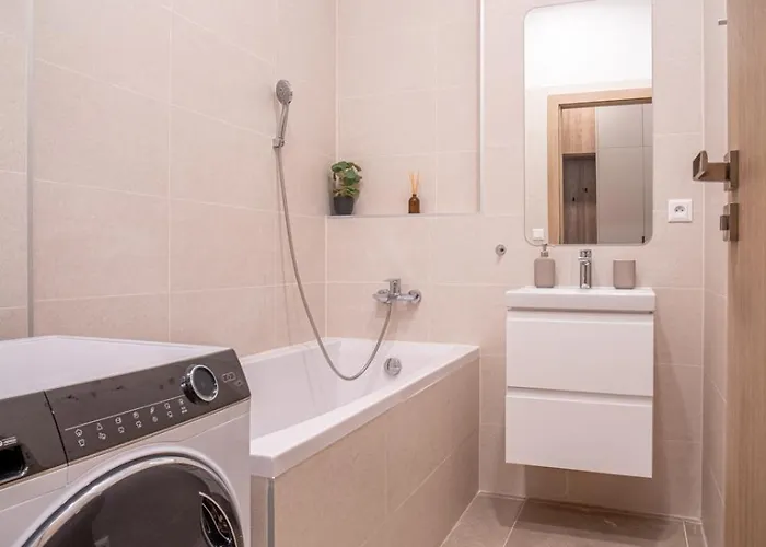 Appartement Patronka - Stylish With A Divided Sleeping Area Bratislava