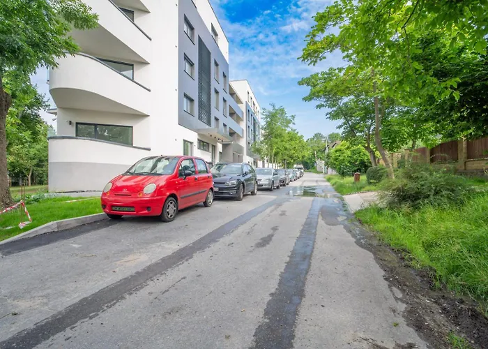 Patronka - Stylish With A Divided Sleeping Area Appartement