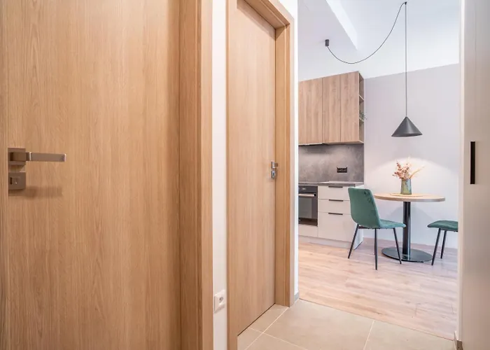 Apartment Patronka - Stylish With A Divided Sleeping Area *