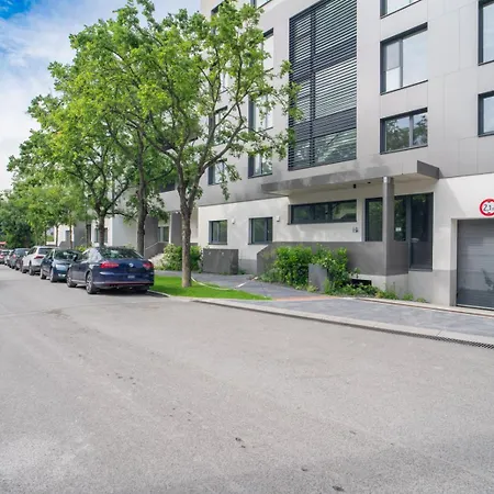 Patronka - Stylish With A Divided Sleeping Area Lägenhet